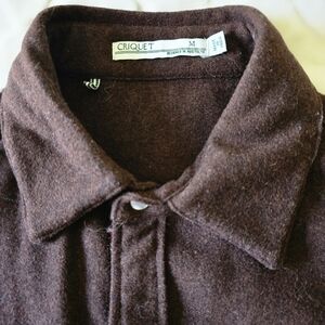 Criquet wool shirt with pearl snaps and pockets!